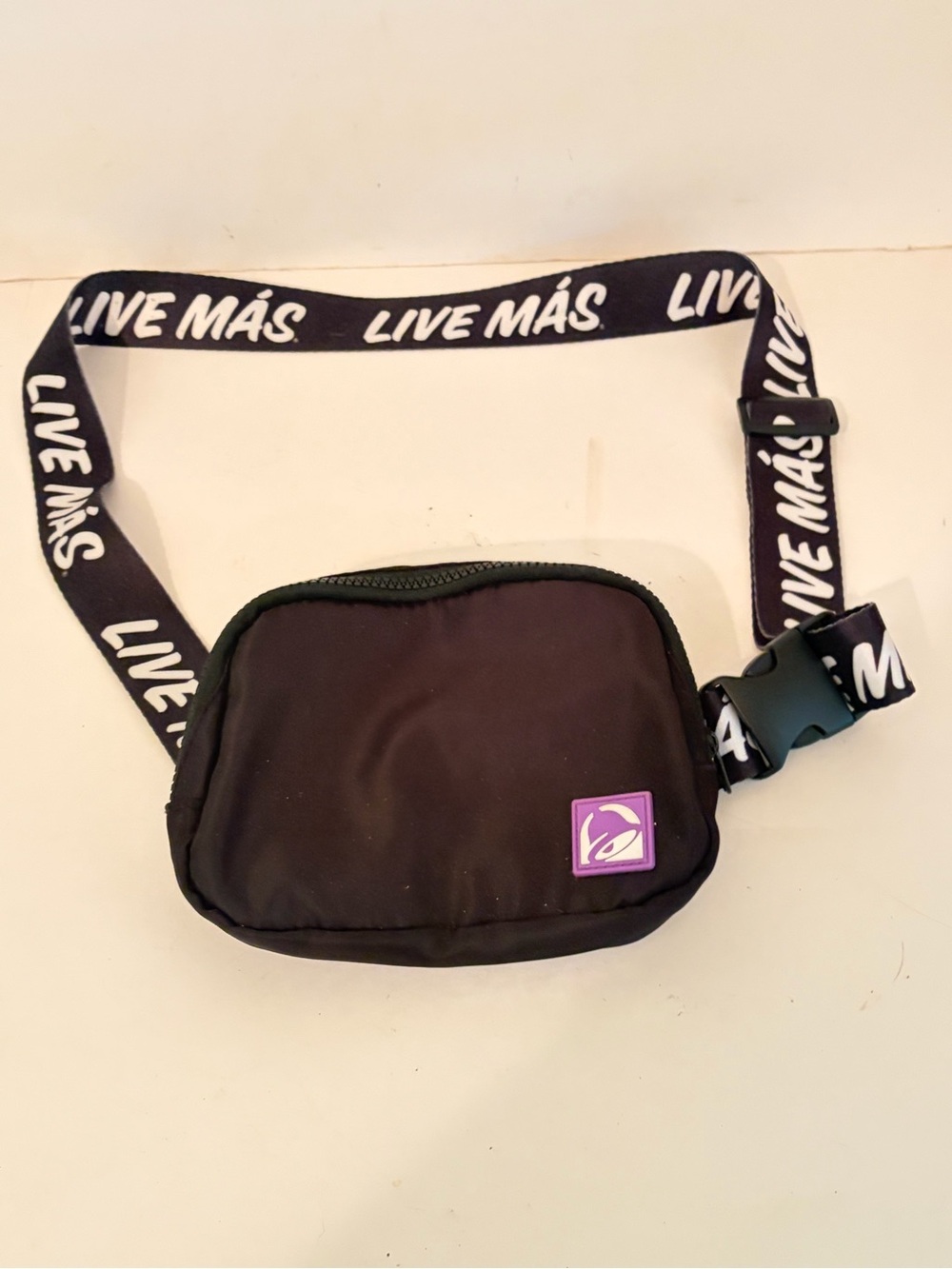 Taco Bell LIVE MAS Fanny Pack Crossbody Waist Sling Adjustable Belt Bag 8" x 6"